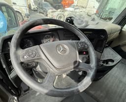 Mercedes-Benz Actros 6x4 Седельный тягач - 5