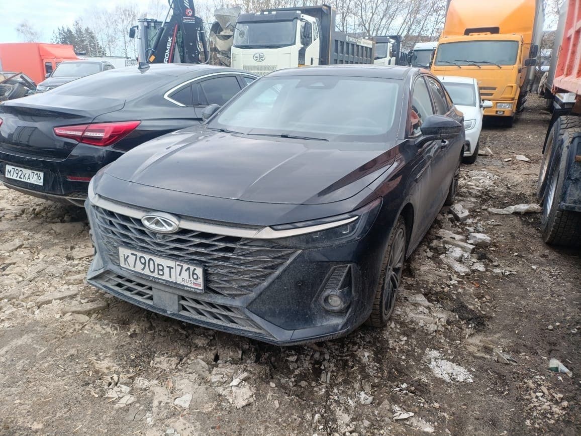Chery ARRIZO 8 - 1