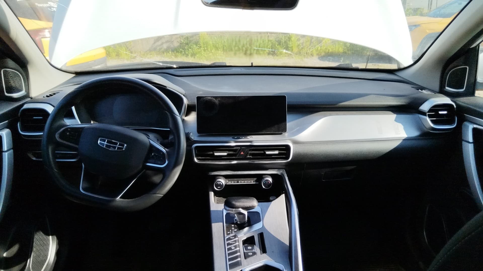 Geely Coolray - 5
