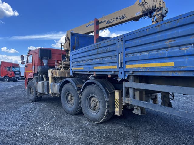 Камаз 43118 6x6 Седельный тягач с КМУ - 4