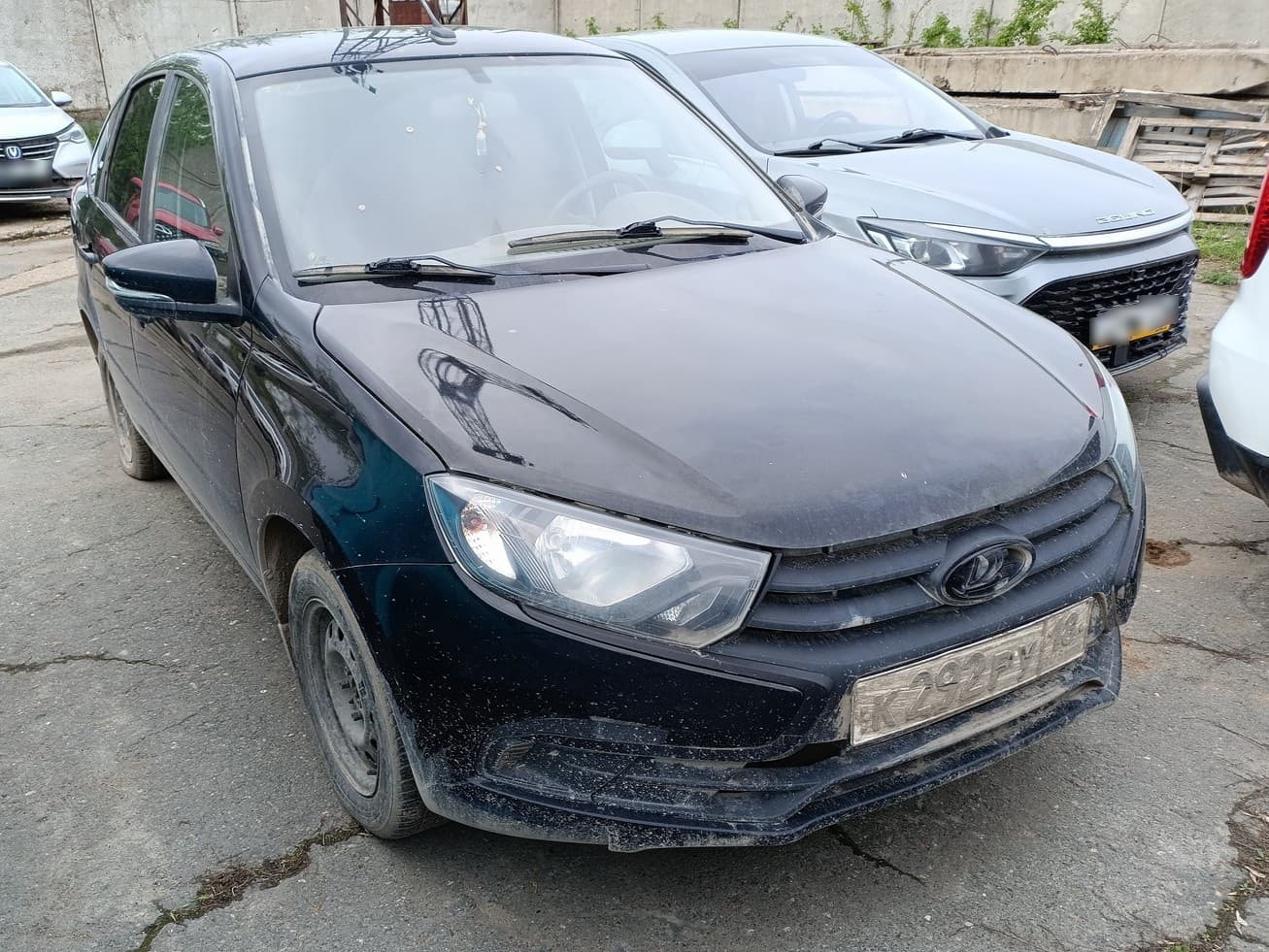Lada Granta лифтбек - 2