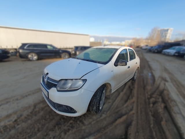 Renault Logan II - 1