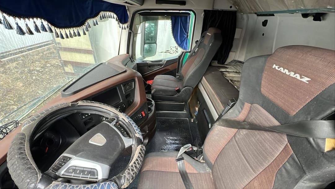 Камаз 54901 4x2 Седельный тягач - 5