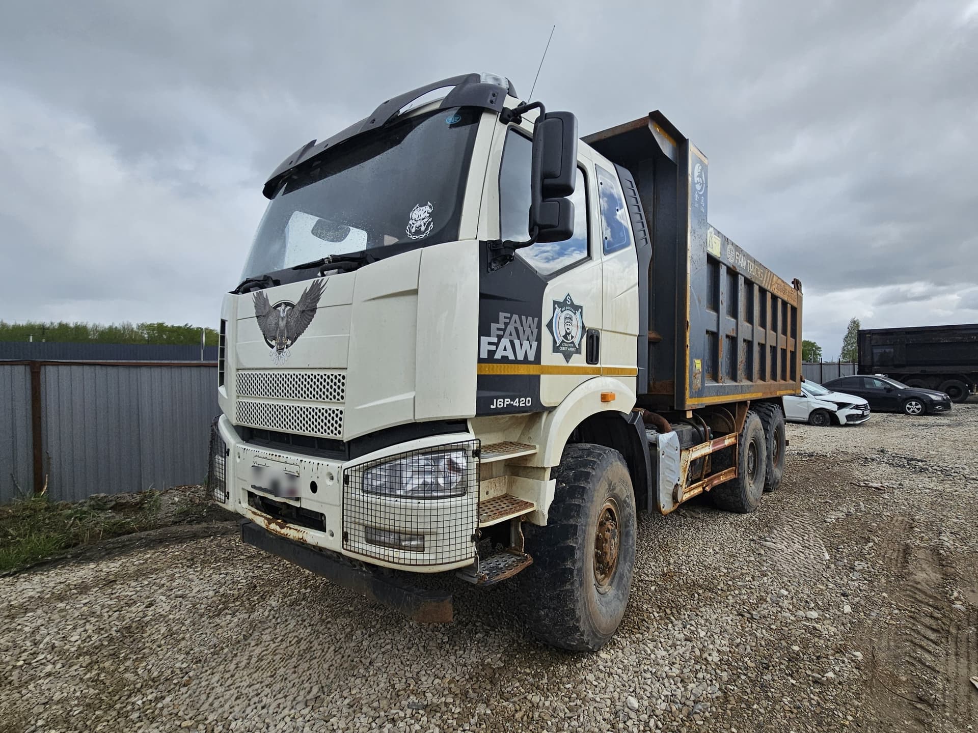 FAW J6* 6x6 Самосвал - 1