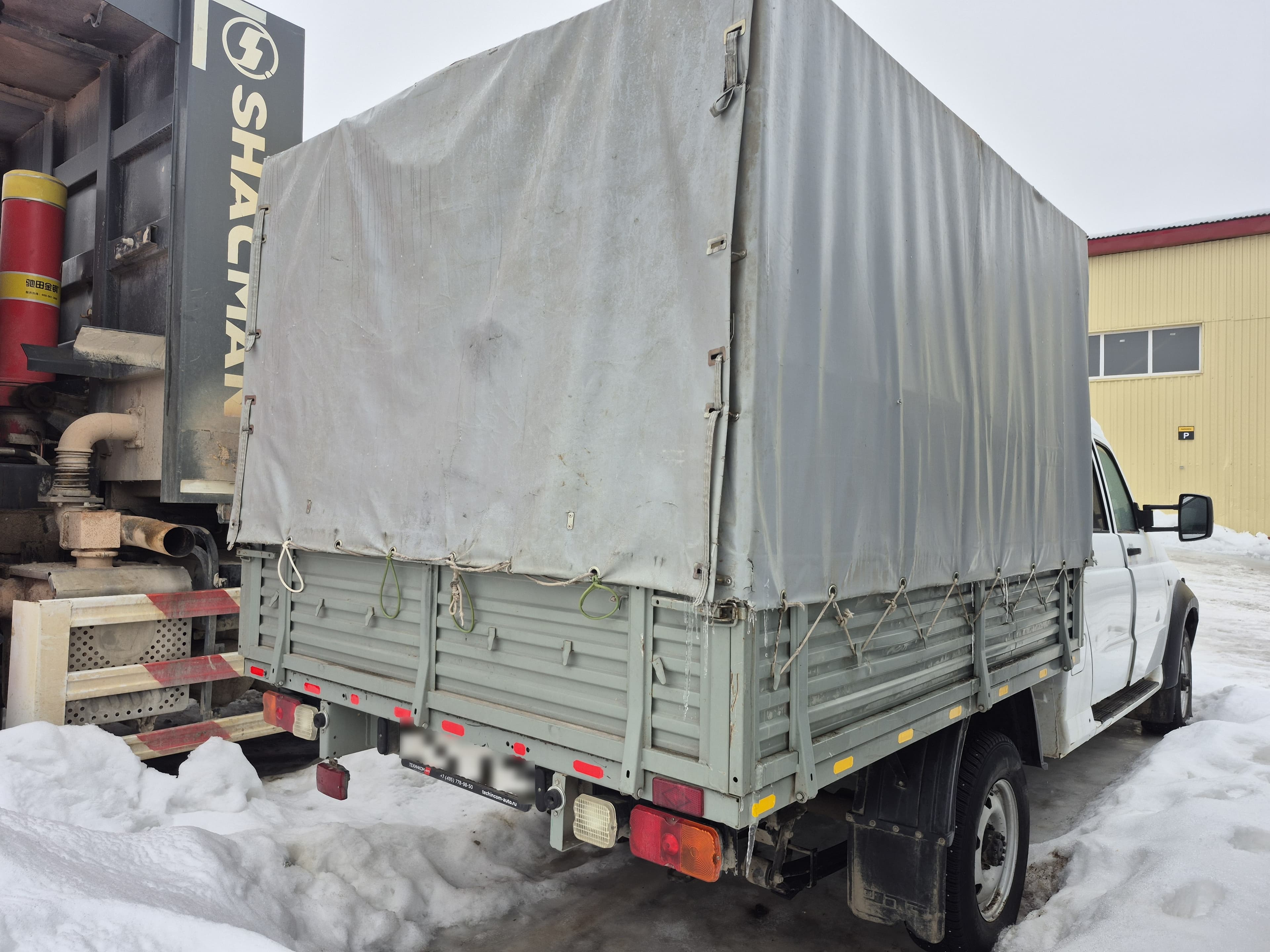 UAZ Profi - 3