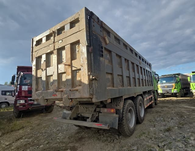 Shacman (Shaanxi) SX* 8x4 Самосвал - 3