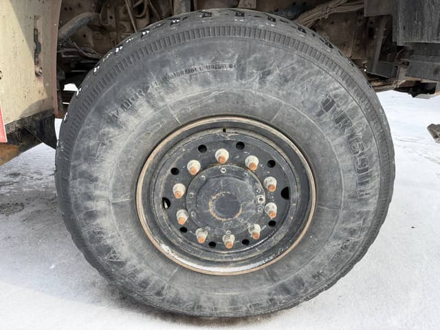 Карвинг 3370* на шасси Shacman SX3258 6x6 Бортовой с КМУ - 10