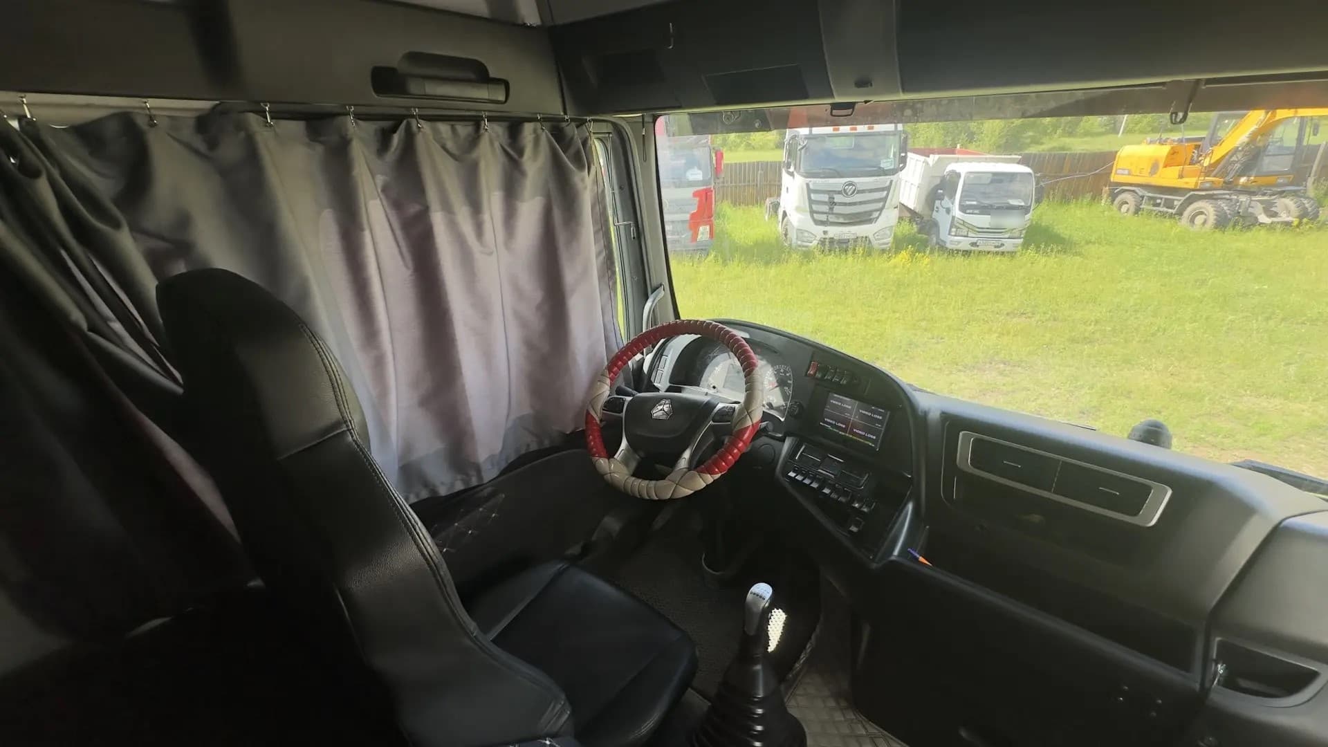 Sitrak C7H 6x4 Седельный тягач - 5