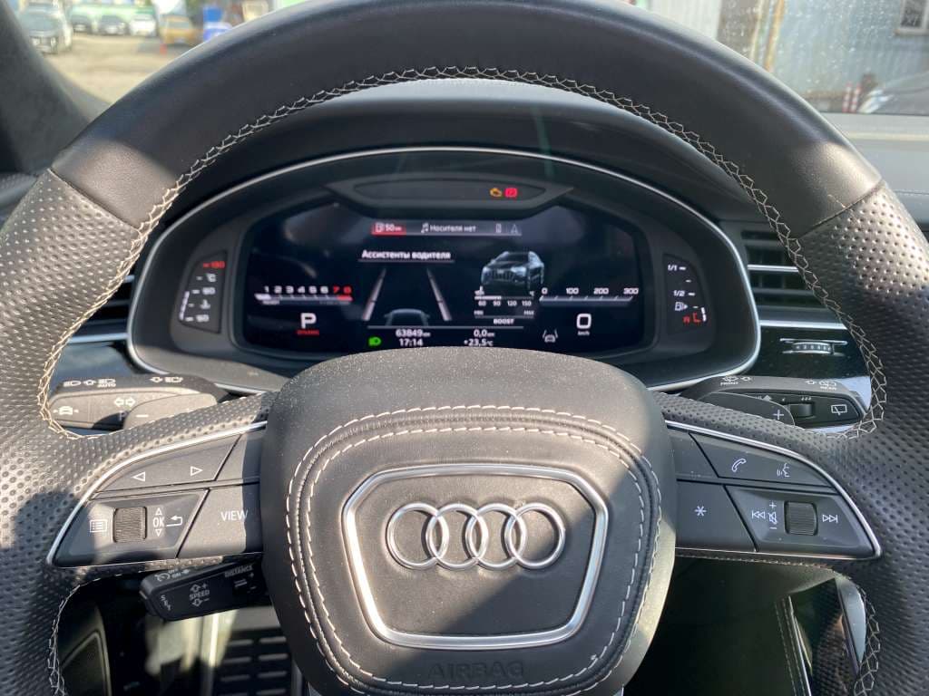 Audi SQ8 - 7