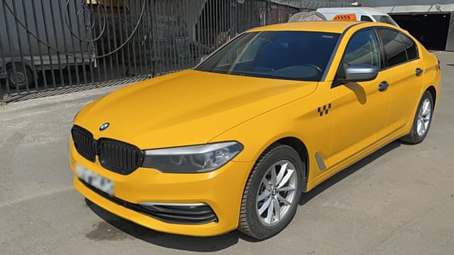 BMW 5 серия - 1