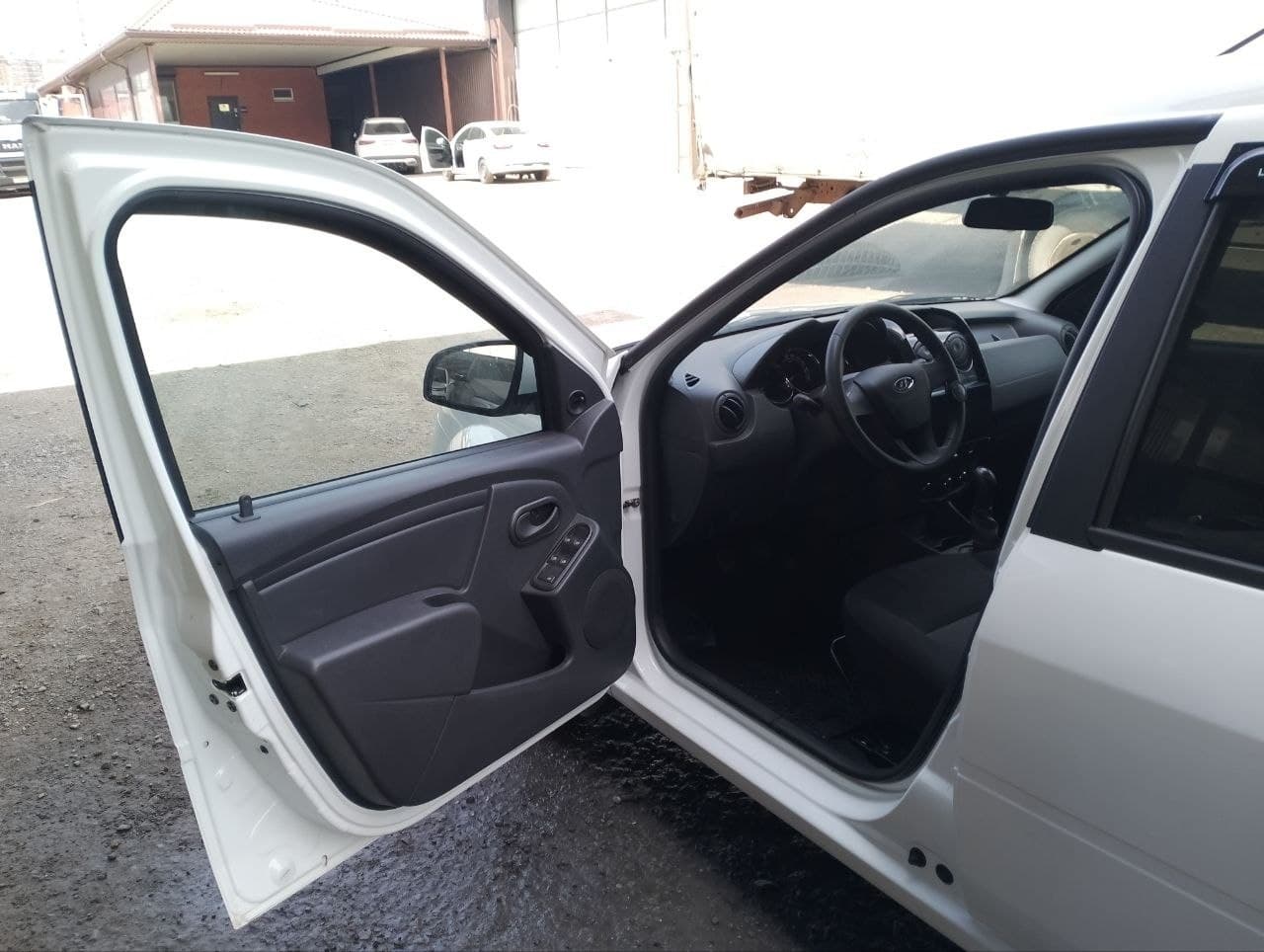 Lada Largus универсал - 8
