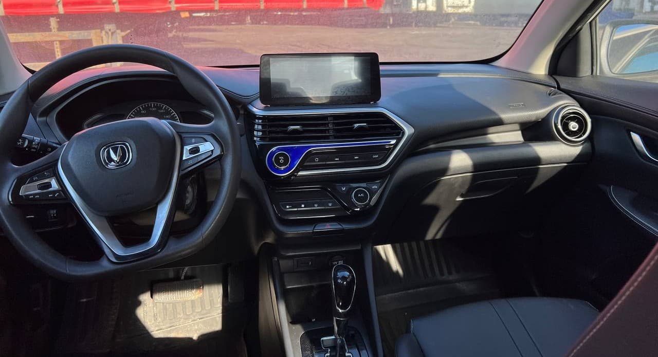 Changan Alsvin - 5