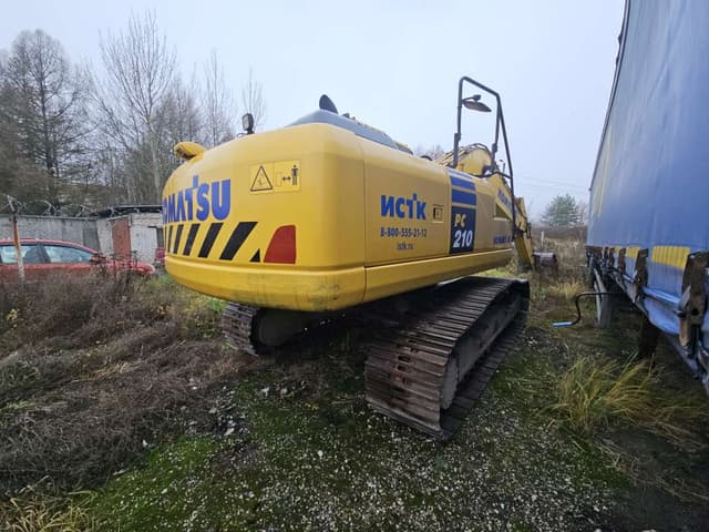 Komatsu PC 210 Экскаватор - 3
