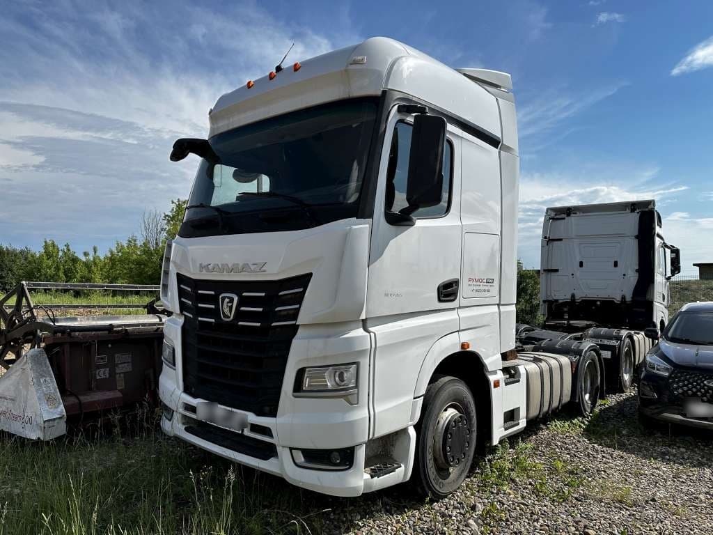 Камаз 54901 4x2 Седельный тягач - 1