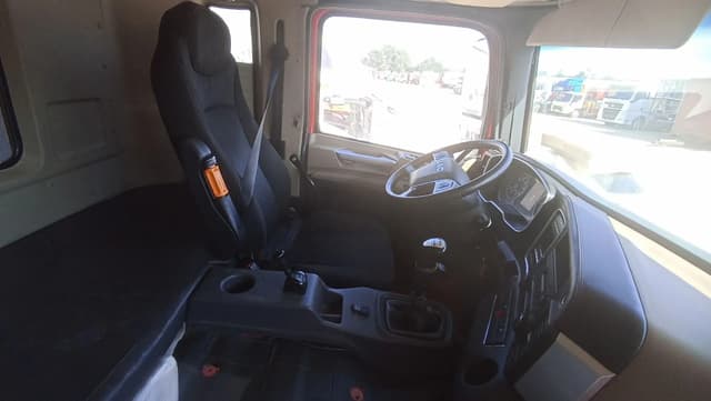Jac N410 8x4 Самосвал - 5