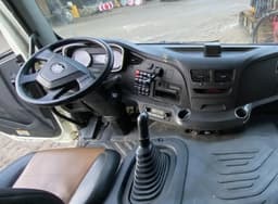 FAW J6 8x4 Самосвал - 5