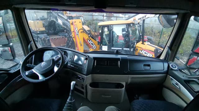 Howo T5G 8x4 Самосвал - 4