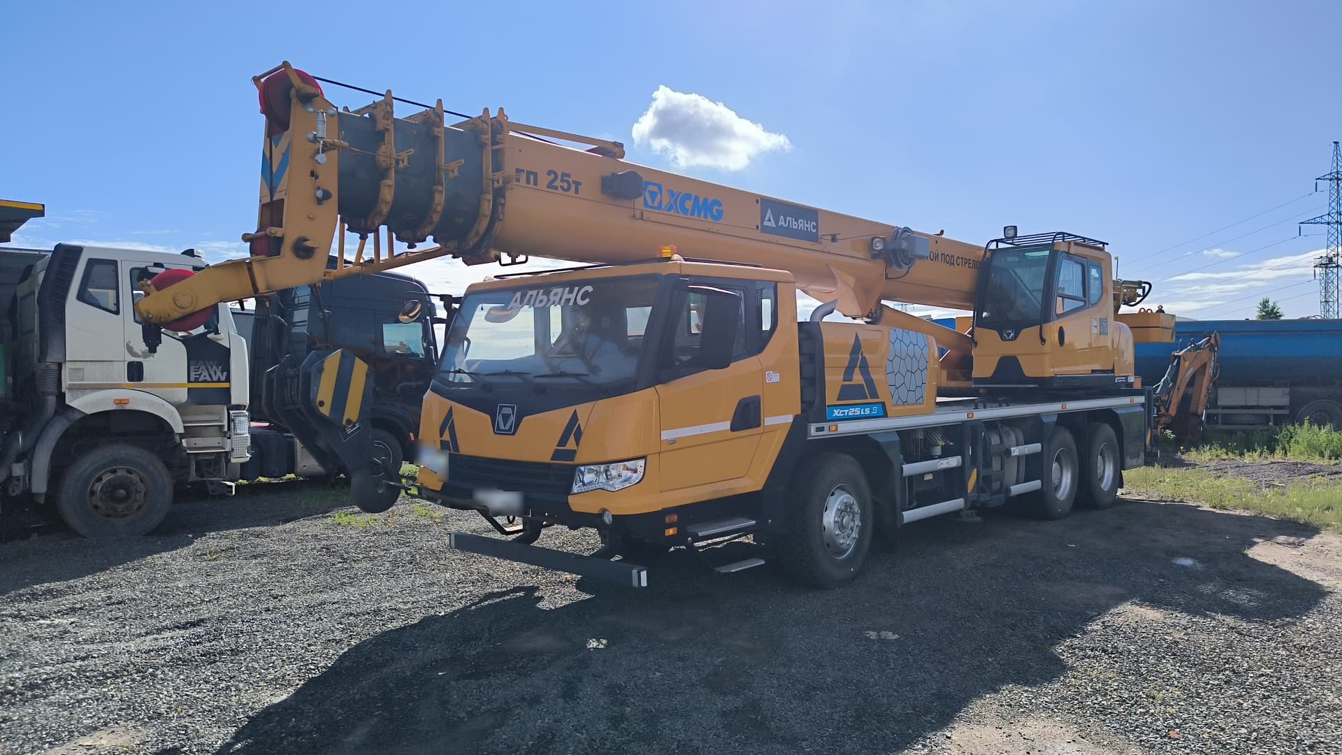 Xcmg XCT25 6x4 Автокран - 1