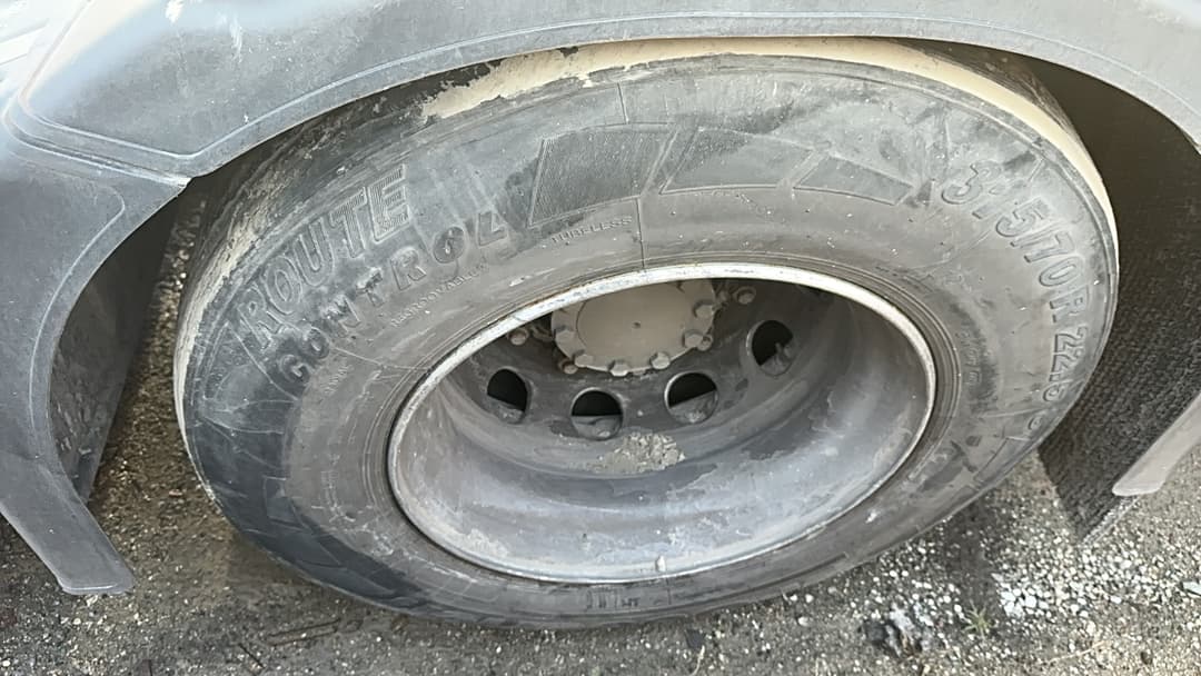 Камаз М1946 4x2 Седельный тягач - 10