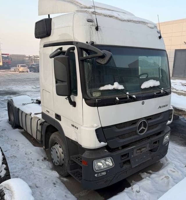 Mercedes-Benz Actros 4x2 Седельный тягач - 2