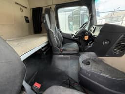 Mercedes-Benz Actros 6x4 Седельный тягач - 7