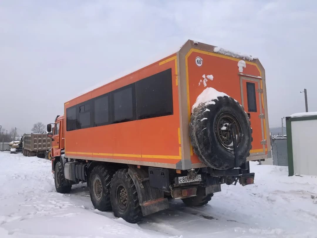 Камаз 43118 6x6 Вахтовый автобус - 3