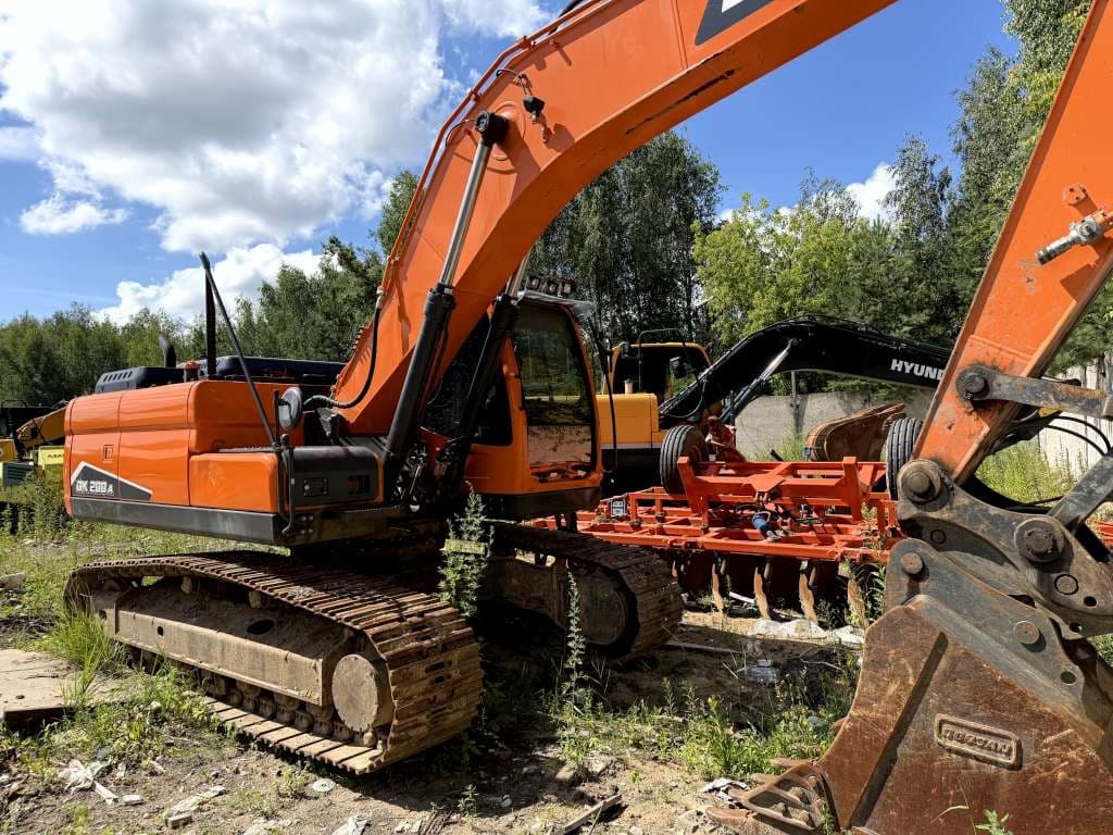 Doosan DX200 Экскаватор - 2