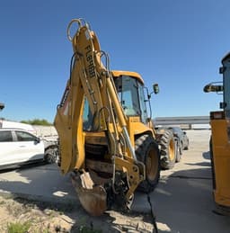 Lovol FLB468 Экскаватор-погрузчик - 3