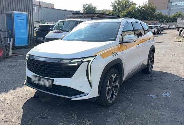 Geely Atlas - 1