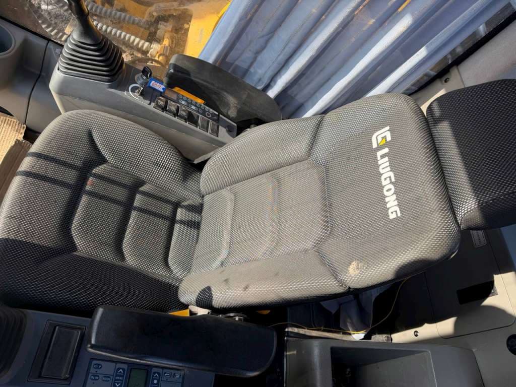 Liugong CLG965 Экскаватор - 5