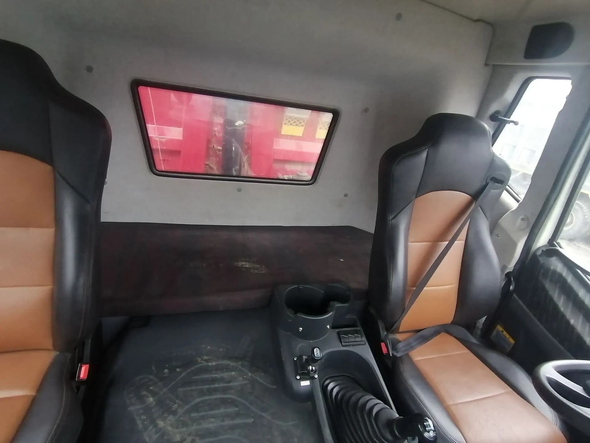 Автомастер 5589* на шасси FAW CA 3250 6x4 Самосвал - 9