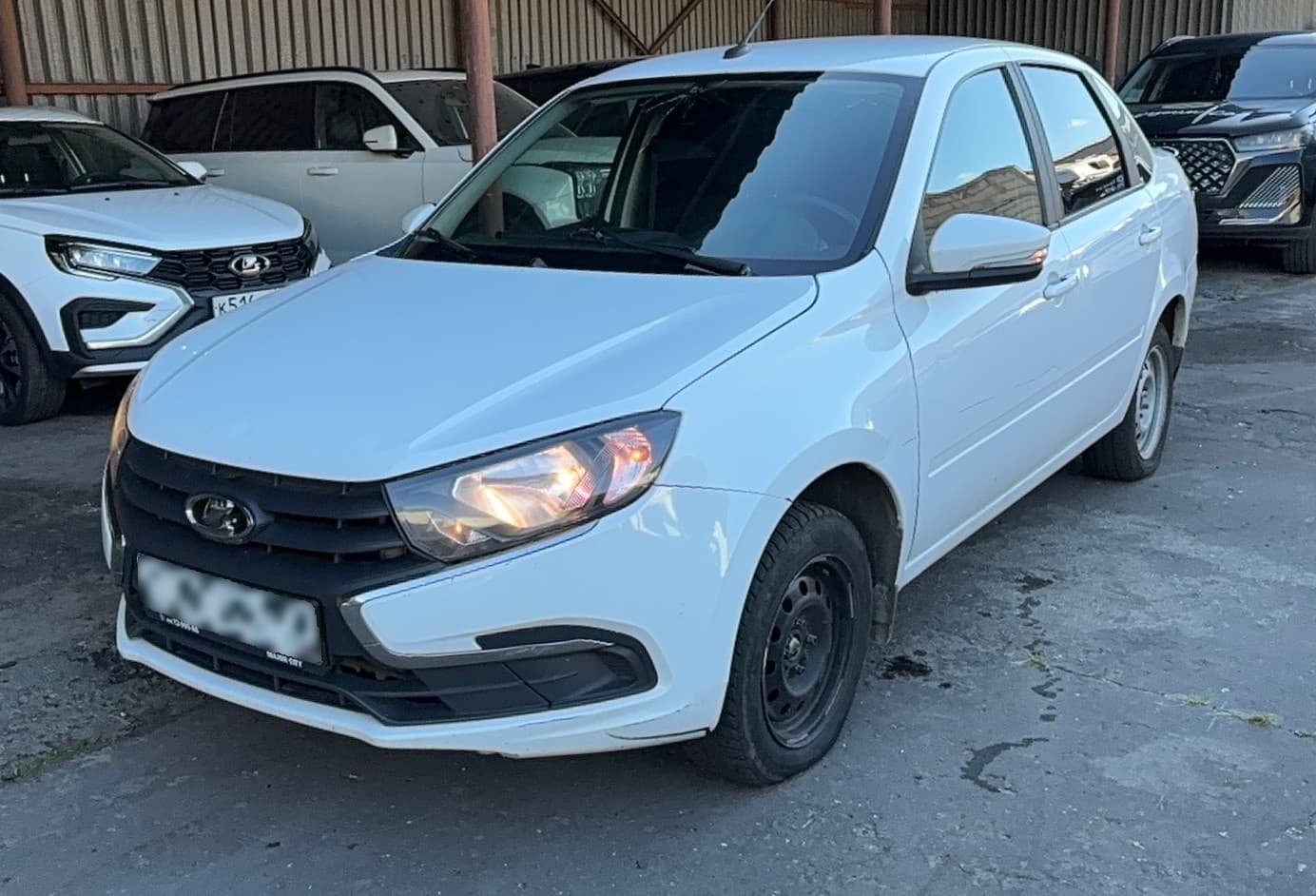 Lada Granta седан - 1