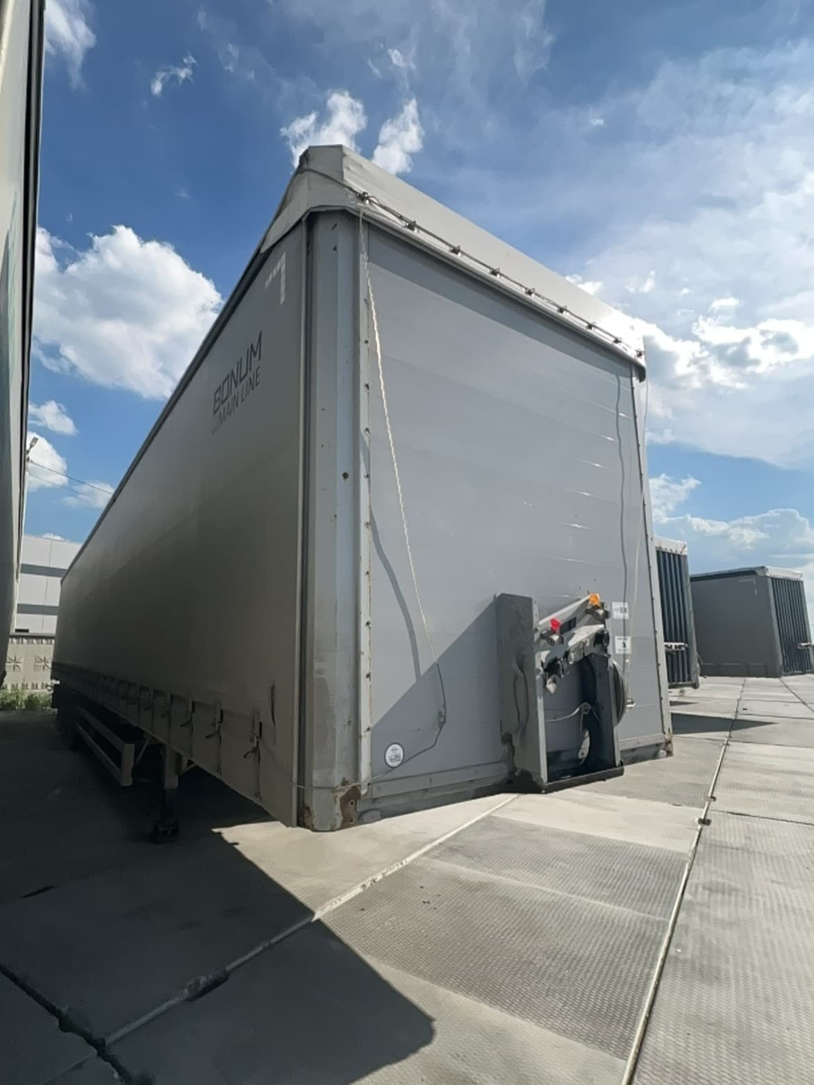 Bonum 9142* Полуприцеп шторный - 2