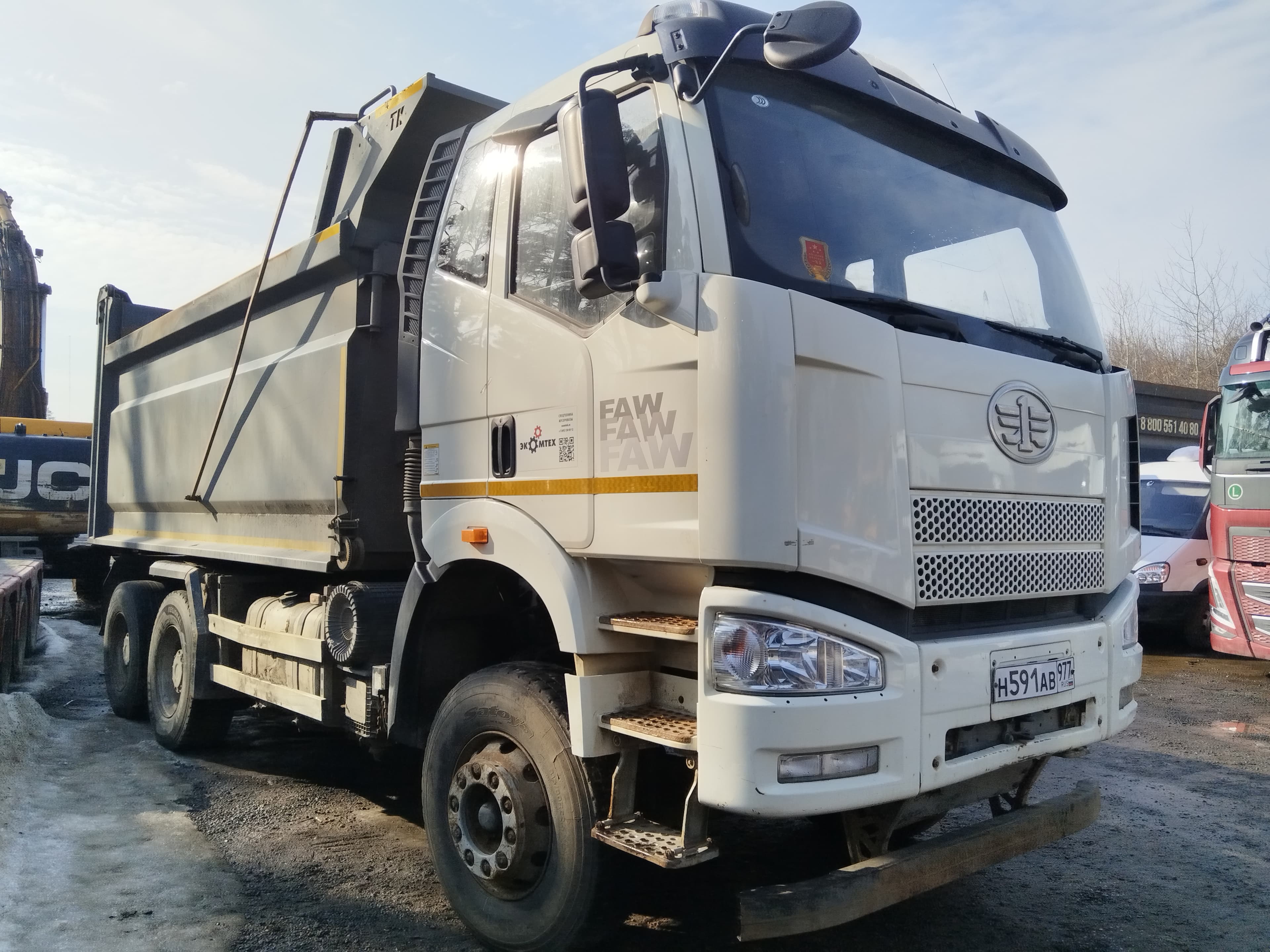 FAW J6* 6x4 Самосвал - 2