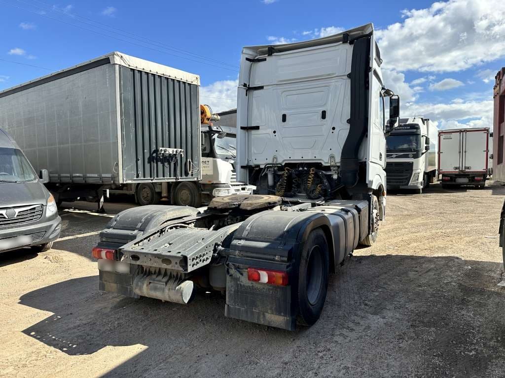 Mercedes-Benz Actros 4x2 Седельный тягач - 3