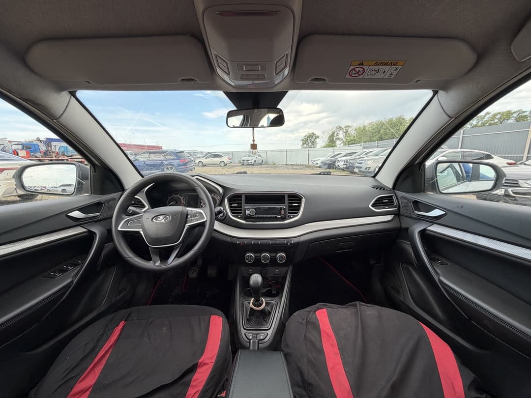 Lada Vesta SW - 5