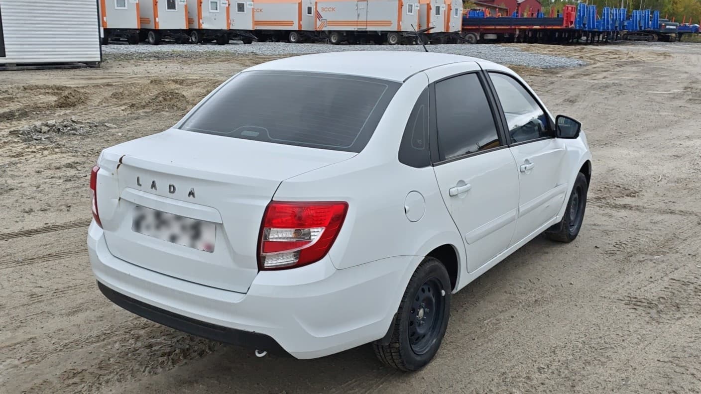 Lada Granta седан - 3
