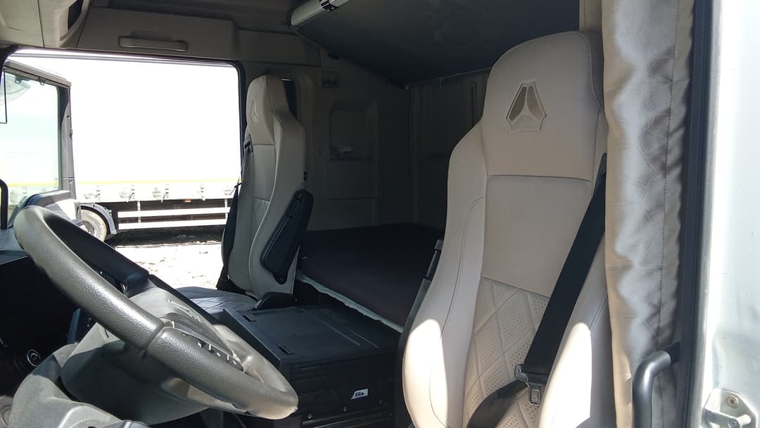Sitrak C7H 4x2 Седельный тягач - 6