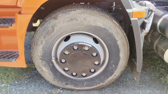 Кран Центр "Камаз" 6590* на шасси КамАЗ 65115 6x4 Бортовой с КМУ - 9