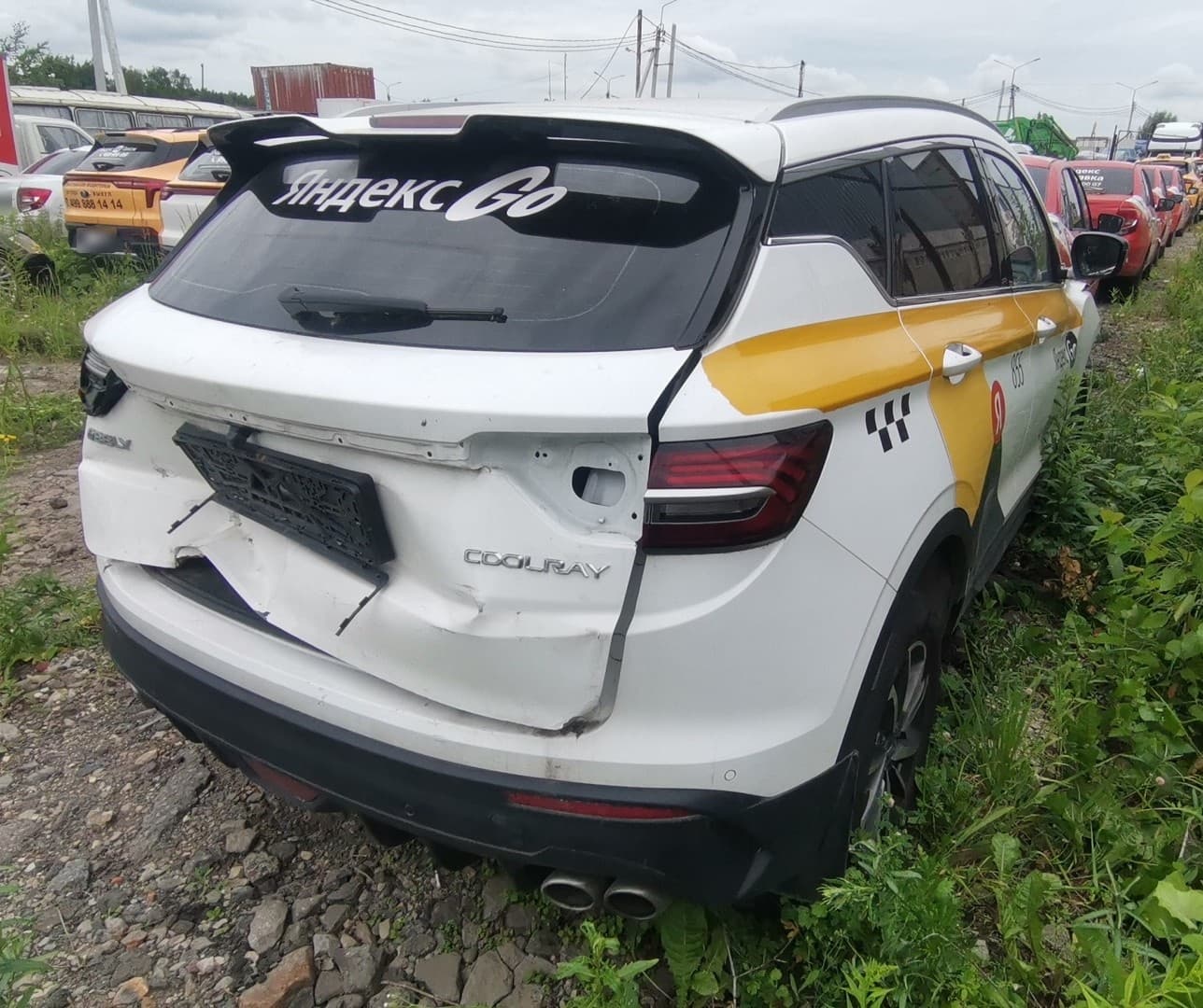 Geely Coolray - 3