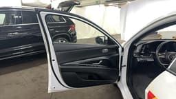 Hyundai Elantra - 8