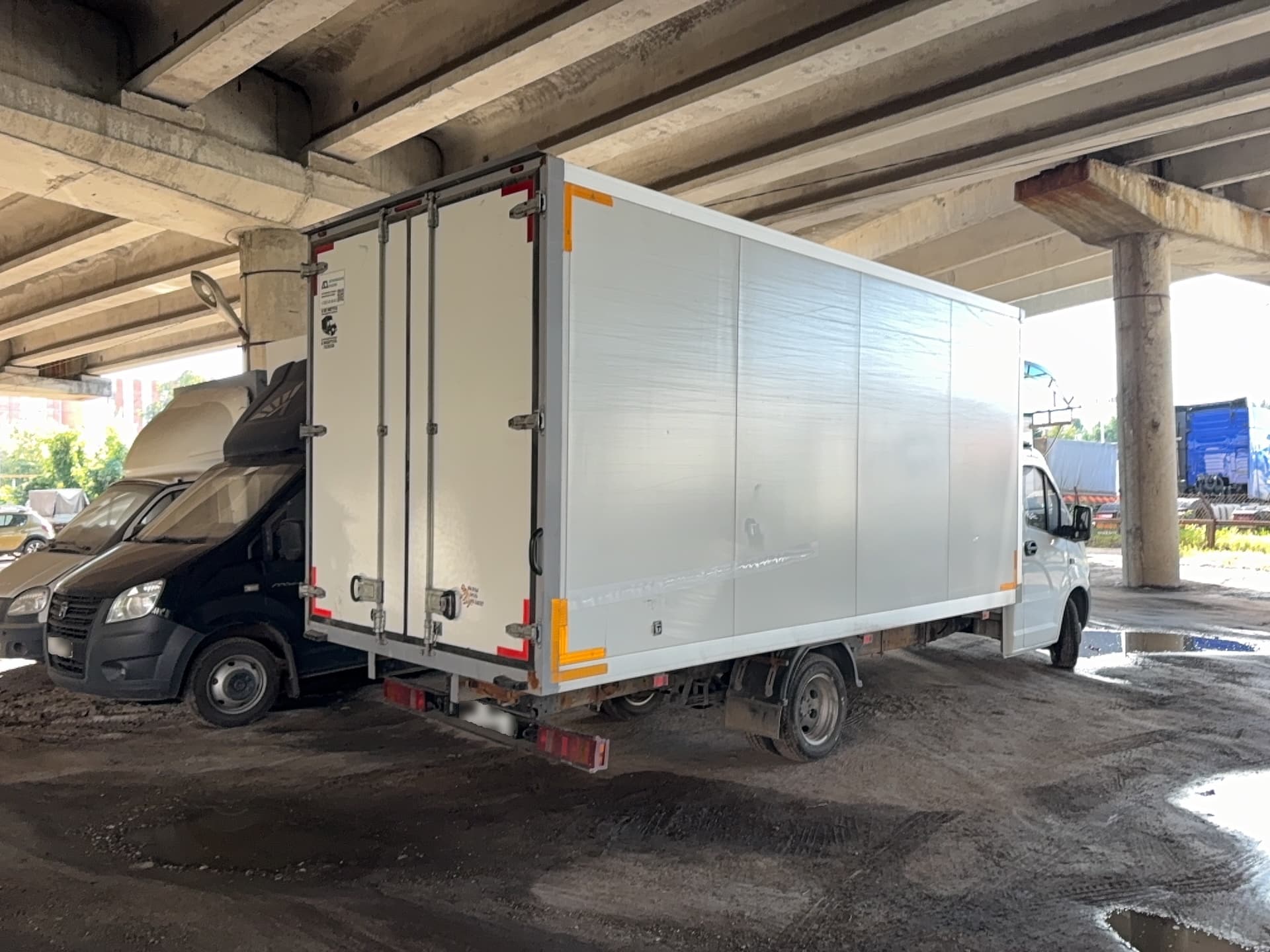 Новый Завод 3009* на шасси GAZ GAZELLE NEXT Изотермический/рефрижератор - 3