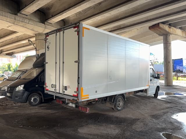 Новый Завод 3009* на шасси GAZ GAZELLE NEXT Изотермический/рефрижератор - 3