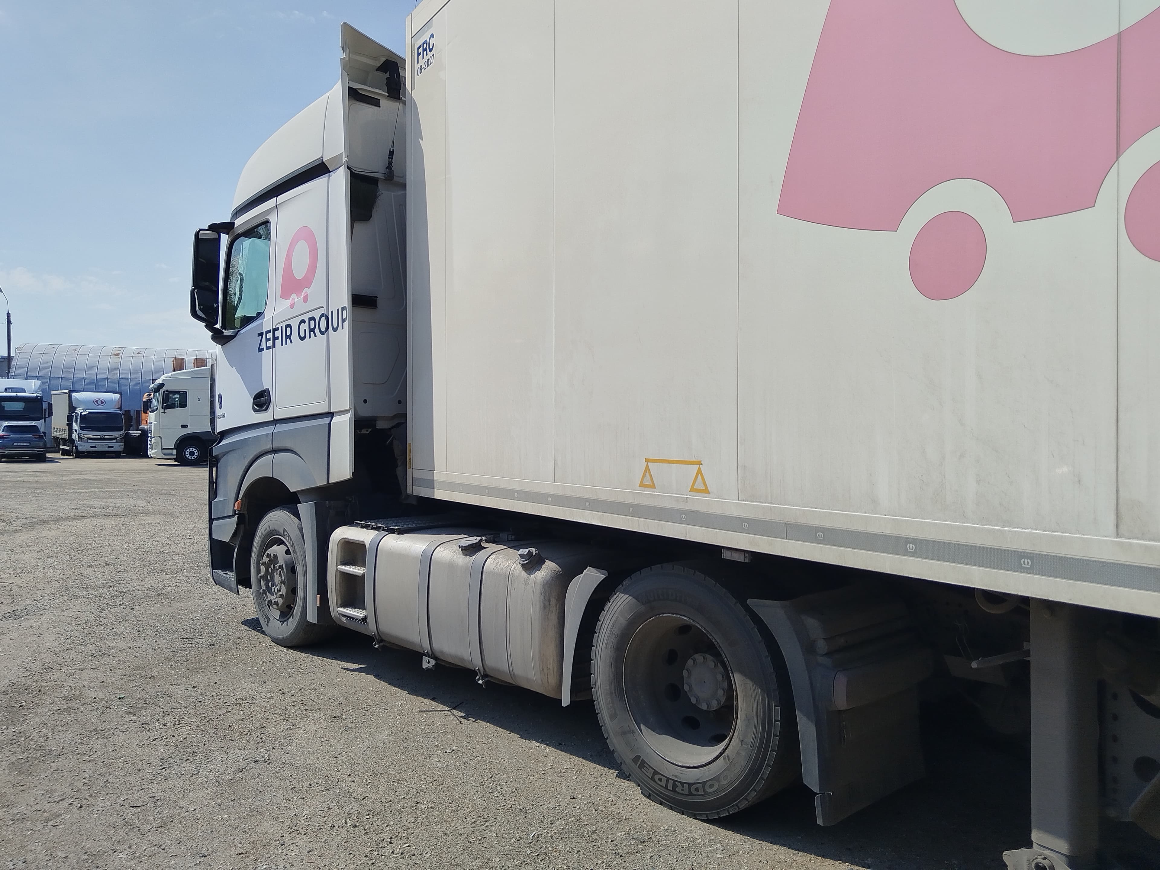 Mercedes-Benz Actros 4x2 Седельный тягач - 3