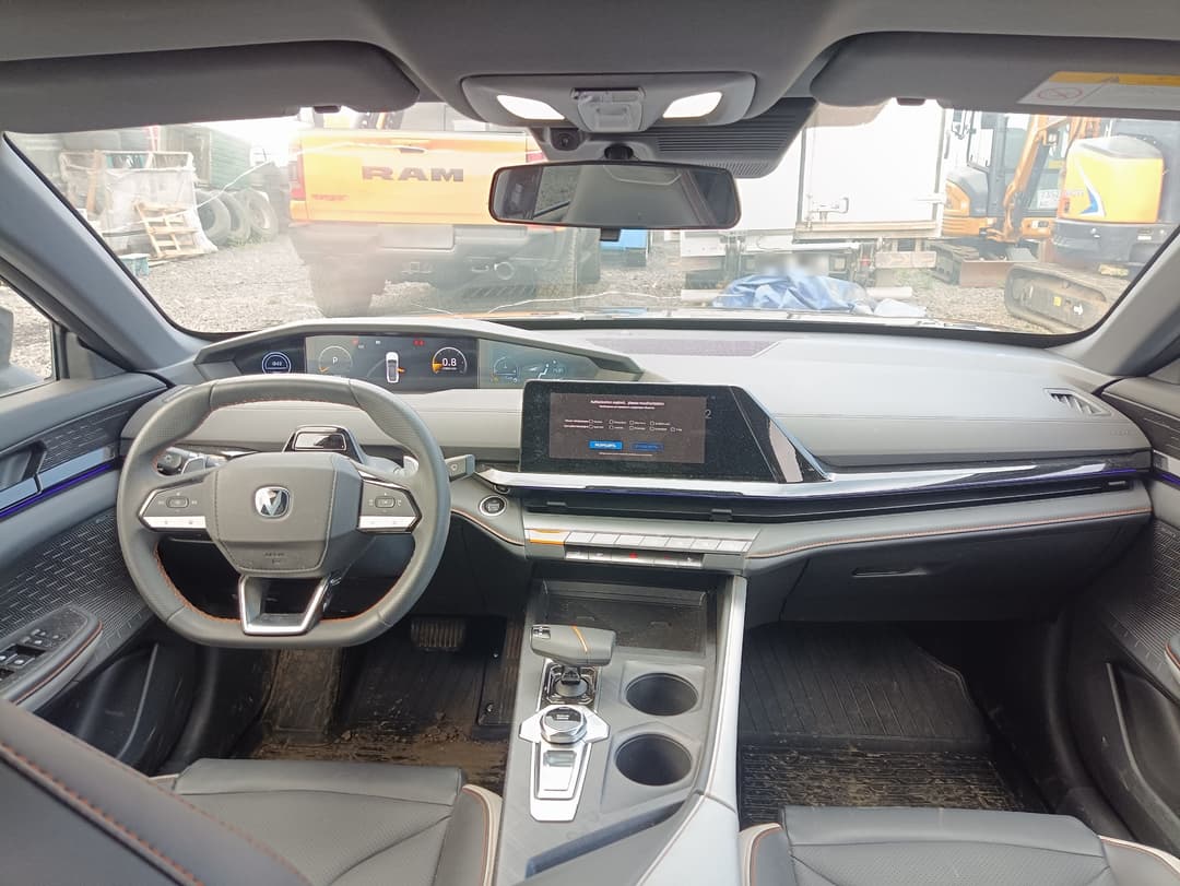 Changan UNI-V - 5