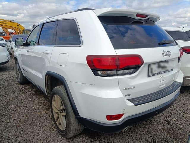 Jeep Grand Cherokee - 4