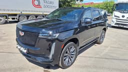 Cadillac Escalade - 1