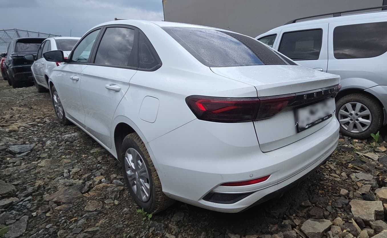 Geely EMGRAND - 4