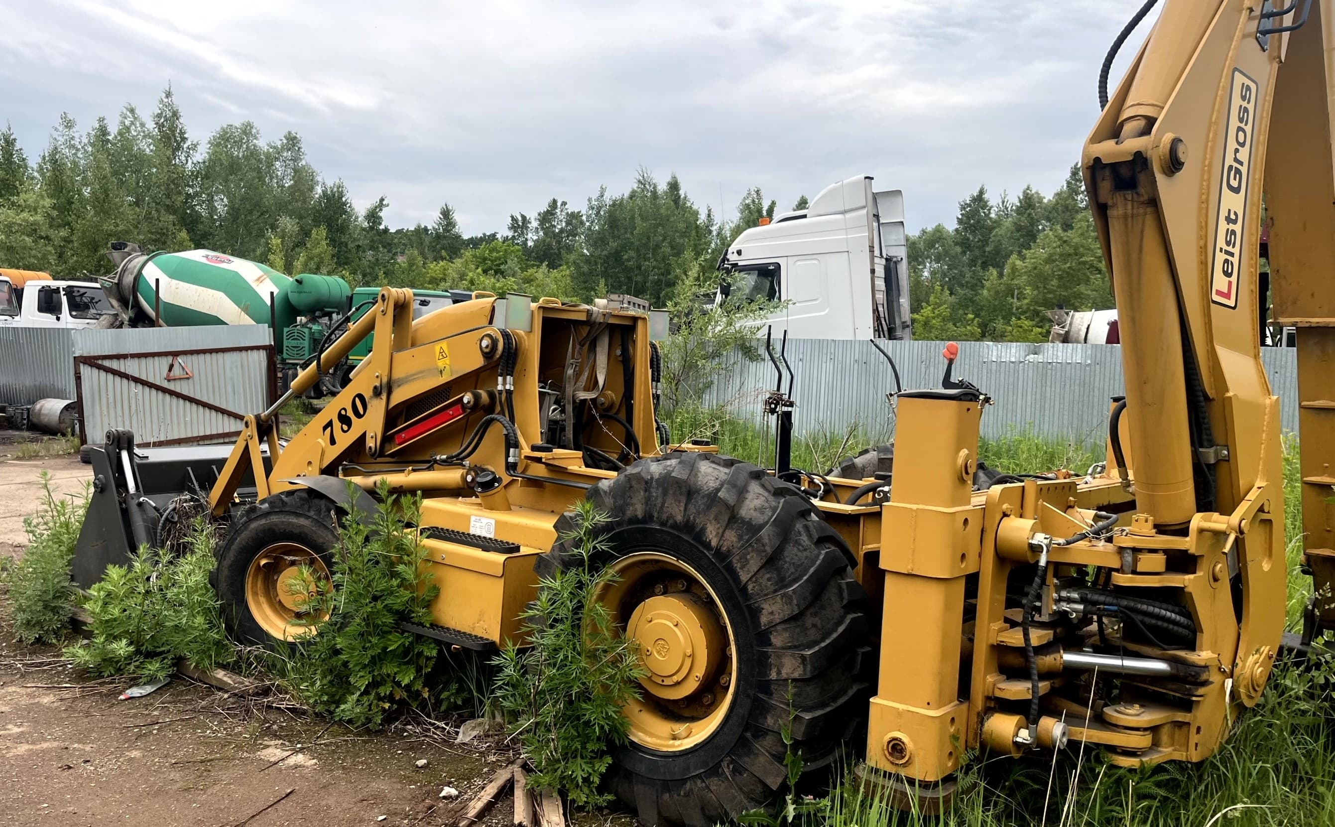 Leist Gross 780 Экскаватор-погрузчик - 4