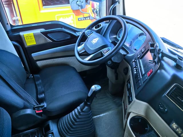 Howo T5G 6x4 Самосвал - 6
